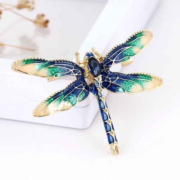 Jewelry - New Dragonfly Lapel Pin Brooch